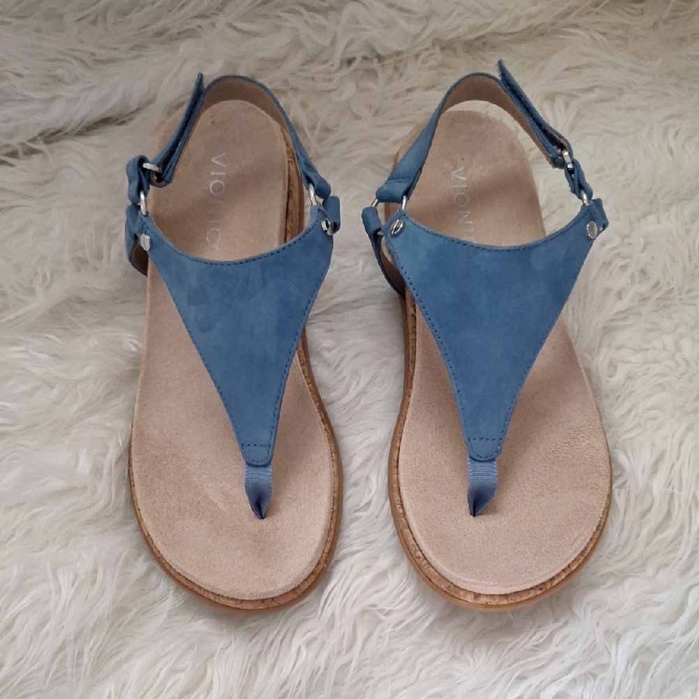 Vionic Kirra ll  Blue Suede Thong Sandals with Comfort and Style
